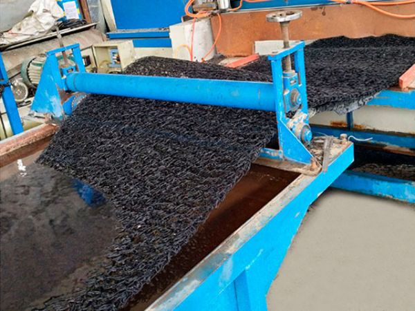 土工席垫生产设备